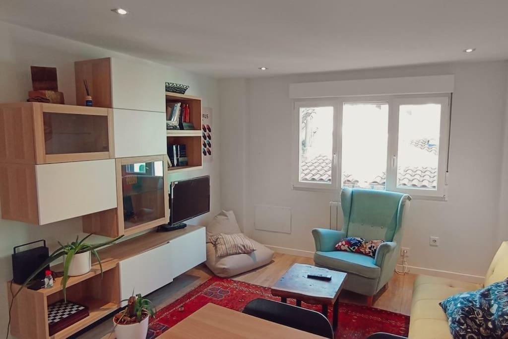 Apartamento En El Centro De Хихон Экстерьер фото